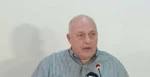 Ο Αχιλλέας Μπέος ζητά να σβηστούν τα ονόματα των Τεμπών από το Σύνταγμα, «να παρέμβει ο Μητσοτάκης»