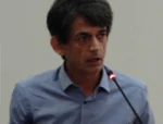 Ο Νίκος Καρανίκας «κατεδαφίζει» το μανιφέστο Τσίπρα: Αρκετές σελίδες με αερολογίες