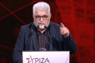 Ο Θύμιος Γεωργόπουλος φεύγει από τον ΣΥΡΙΖΑ και συντάσσεται με τον Τσίπρα – «Απλός στρατιώτης ναι, γυμνός ποτέ»