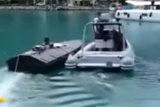 Πληροφορίες για εκρηκτικά στο θαλάσσιο drone που εντοπίστηκε στη Λευκάδα