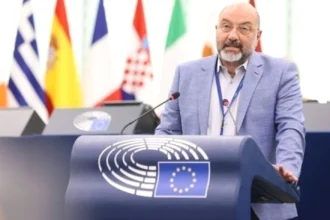 Στην Ευρωβουλή η αποχώρηση της Ryanair από τη Θεσσαλονίκη