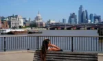 «Θερμός θόλος» και ρεκόρ ζέστης από τη Βρετανία έως την Ιταλία: Η Ευρώπη σε κλοιό καύσωνα