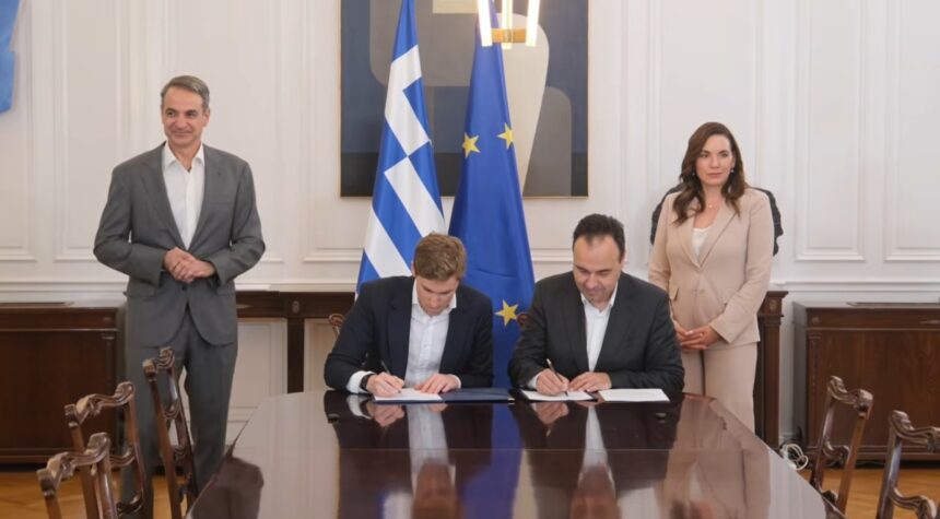 Μνημόνιο συνεργασίας Ελλάδας και της εταιρείας Τεχνητής Νοημοσύνης ElevenLabs για το ψηφιακό κράτος και τη διάσωση τοπικών διαλέκτων