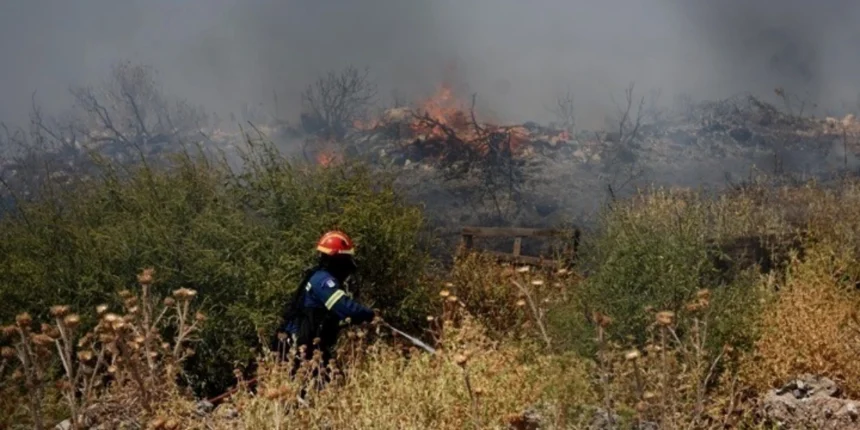 Αυτοψία Τουρνά στη Δυτική Αττική για τα αντιπυρικά έργα: Οι προληπτικές εργασίες συνεχίζονται