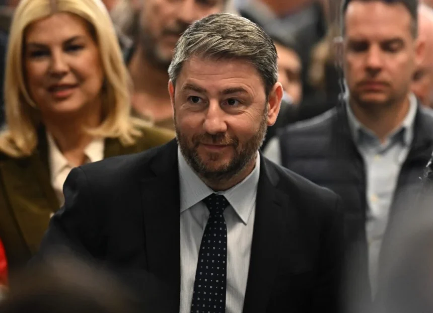 Ανδρουλάκης: Αν παραμείνει η ΝΔ θα κάνουμε άλμα στο κενό