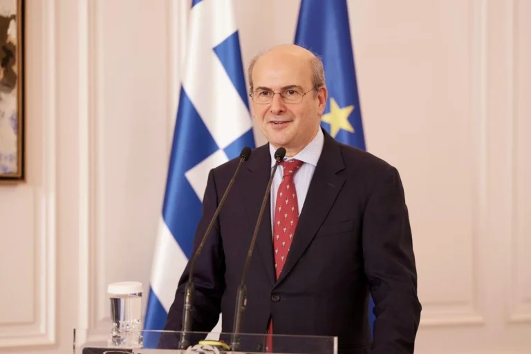 Χατζηδάκης: 10 νέες δράσεις για στήριξη των λιγνιτικών περιοχών τους επόμενους μήνες