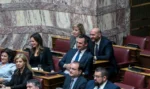 Διαλύθηκε η ΚΟ της Νέας Αριστεράς – Ανεξαρτοποιήθηκαν επτά βουλευτές και αποχωρήσαν 143 στελέχη