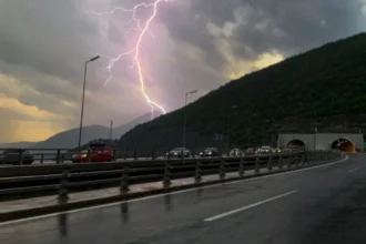 Ισχυρές καταιγίδες, χαλάζι και δυνατοί άνεμοι στη Μακεδονία – Έκτακτο δελτίο επιδείνωσης