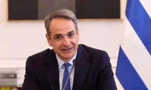 Μητσοτάκης: Αναμένεται περαιτέρω πτώση στην τιμή της βενζίνης στην αντλία