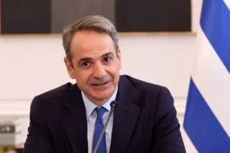 Μητσοτάκης: Αναμένεται περαιτέρω πτώση στην τιμή της βενζίνης στην αντλία