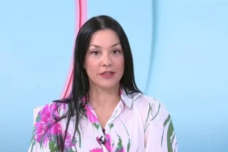 Νάντια Γιαννακοπούλου: Δυσκολεύει αντικειμενικά ο στόχος του ΠΑΣΟΚ για πρώτη θέση με μια ψήφο διαφορά