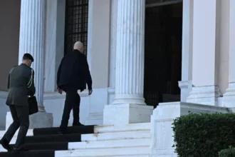 Νέοι γενικοί γραμματείς σε τρία υπουργεία