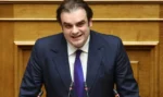 Ο Πιερρακάκης ανακοίνωσε την αύξηση του ακατάσχετου λογαριασμού στα 1.600 ευρώ