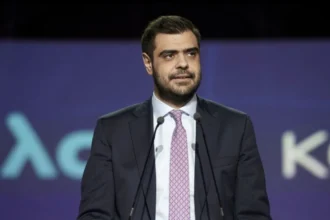 Π. Μαρινάκης για δηλώσεις Σαμαρά: «Στερείται λογικής» η ταύτιση Μητσοτάκη – Τσίπρα – Την Πέμπτη οι αλλαγές στην κυβέρνηση