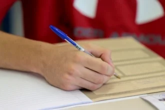 Πανελλήνιες 2026: Σε μαθήματα ειδικότητας εξετάζονται σήμερα οι υποψήφιοι των ΕΠΑΛ