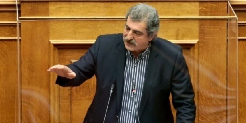 Πολάκης μετά την ΚΕ του ΣΥΡΙΖΑ: «Δεν χαρίζουμε το κόμμα σε κανέναν – Ο αγώνας συνεχίζεται»