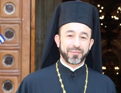 Σε αργία ο Μητροπολίτης Πτολεμαΐδος Παντελεήμων – Είναι ο άντρας που συνελήφθη στα Πετράλωνα γιατί έδειχνε τα γεννητικά του όργανα