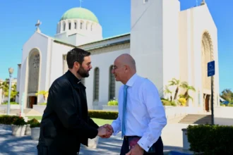 Στις ΗΠΑ ο Νίκος Δένδιας: Επισκέφθηκε τον Ελληνορθόδοξο Καθεδρικό Ναό της Αγίας Σοφίας
