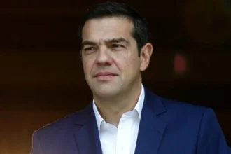 «Στο Χιλιοστό»: Το τηλεφώνημα του Ολάντ στον Τσίπρα μετά το δημοψήφισμα και το παρ’ ολίγον Grexit