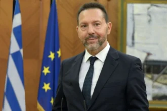 Στουρνάρας: Η ακριβή στέγη επιτείνει το δημογραφικό πρόβλημα της Ελλάδας