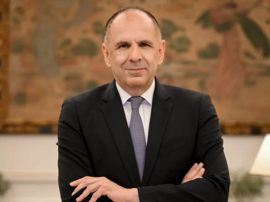 Συνάντηση Γιώργου Γεραπετρίτη με τον Σαντάμ Χαφτάρ: Ελλάδα και Ανατολική Λιβύη ενισχύουν τη συνεργασία τους