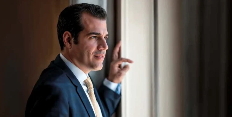 Θάνος Πλέυρης: AI και Μετανάστευση