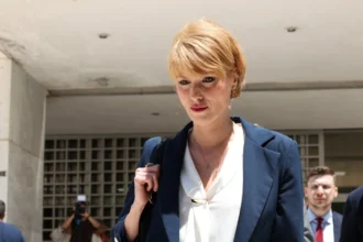 Θεώνη Κουφονικολάκου: “Καμία ασυλία για όσους υπονομεύουν τη δημοκρατία”