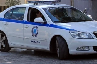 Θεσσαλονίκη: Στα χέρια της ΕΛΑΣ δύο αδέρφια για υπόθεση απαγωγής και εκβιασμού 25χρονου – Ήθελαν να του αποσπάσουν 20.000 ευρώ, τι βρέθηκε στα σπίτια τους