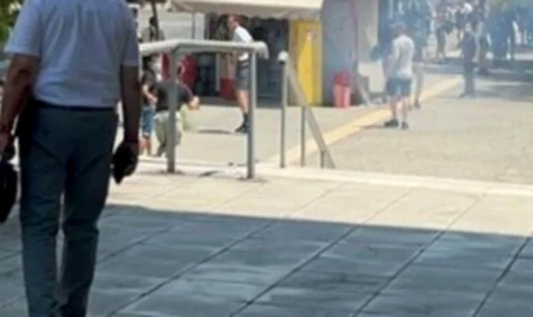 Άγρια ένταση αντιεξουσιαστών με αστυνομικούς στο Δικαστικό Μέγαρο