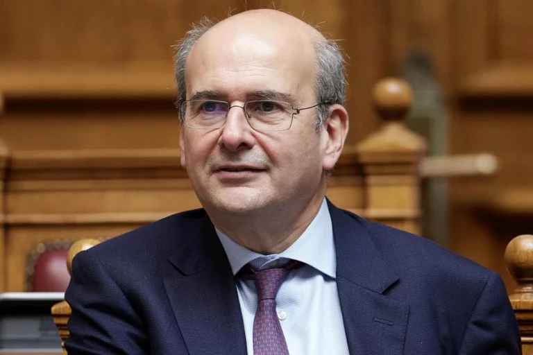 Χατζηδάκης: Η ΝΔ θα παρουσιάσει ρεαλιστικό πρόγραμμα και όχι προτάσεις που θα κοροϊδεύουν τους πολίτες