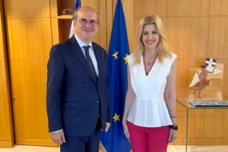 Έλενα Ράπτη: Συνάντηση με τον Αντιπρόεδρο της Κυβέρνησης Κωστή Χατζηδάκη για τις δράσεις του Υπουργείου Κοινωνικής Συνοχής και Οικογένειας