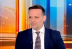 Επίδομα 3.000 ευρώ για κάθε νοικοκυριό και προσωρινή στέγαση για τους πληγέντες στα Πετράλωνα ανακοίνωσε ο Δούκας