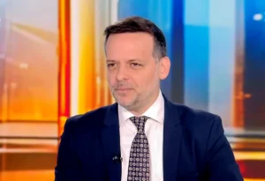 Επίδομα 3.000 ευρώ για κάθε νοικοκυριό και προσωρινή στέγαση για τους πληγέντες στα Πετράλωνα ανακοίνωσε ο Δούκας
