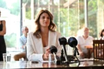 Η Κατερίνα Νοτοπούλου μετά την παραίτησή της δήλωσε πως στηρίζει τον Αλέξη Τσίπρα