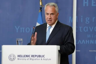 Μάκης Βορίδης για εμπρηστική επίθεση στη Θεσσαλονίκη: Να μετατραπεί σε κακούργημα η κατάληψη δημοσίου χώρου