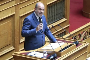 Μαρκόπουλος για εγκλωβισμένα πακέτα Κίνας στα τελωνεία: Γίνονται προσπάθειες και θα υπάρξουν αποτελέσματα άμεσα