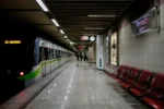 Μέσα Μαζικής Μεταφοράς: Σε ισχύ τα θερινά δρομολόγια στα ΜΜΜ – Όλες οι αλλαγές σε Μετρό, ΗΣΑΠ και Τραμ, τι ισχύει για λεωφορεία και τρόλεϊ