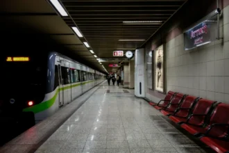 Μέσα Μαζικής Μεταφοράς: Σε ισχύ τα θερινά δρομολόγια στα ΜΜΜ – Όλες οι αλλαγές σε Μετρό, ΗΣΑΠ και Τραμ, τι ισχύει για λεωφορεία και τρόλεϊ