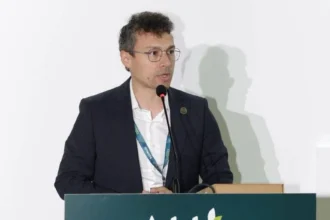 Οινόη: Η έγκαιρη κινητοποίηση κράτησε τη φωτιά έξω από τον οικισμό