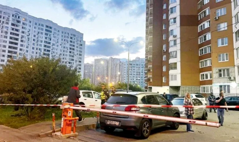 Πάνω από 400 ουκρανικά drones προς τη Μόσχα