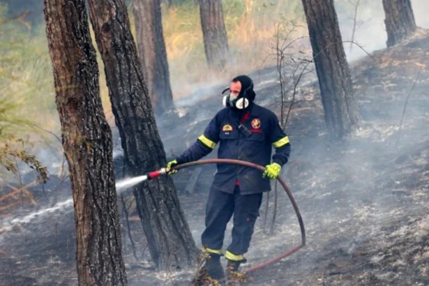 Θεσσαλονίκη: Δύο νεκροί από την πυρκαγιά στη Λητή – Χωρίς ενεργό μέτωπο η φωτιά