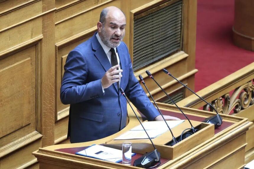Μαρκόπουλος για εγκλωβισμένα πακέτα Κίνας στα τελωνεία: Γίνονται προσπάθειες και θα υπάρξουν αποτελέσματα άμεσα